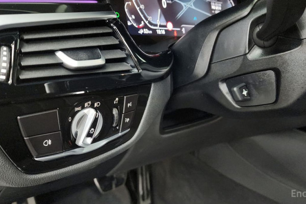 2023 BMW 5 серии с пробегом 25 283 км