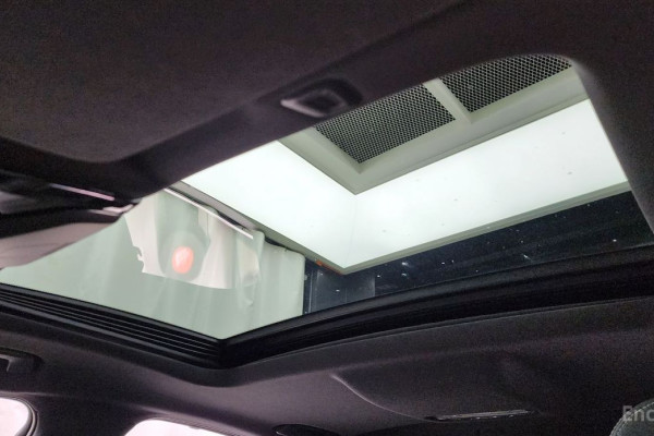 2023 BMW 5 серии с пробегом 25 283 км