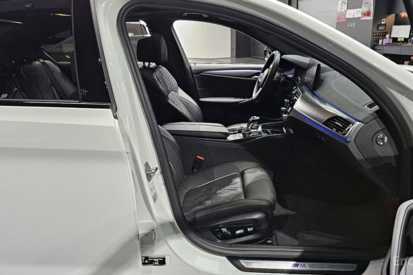 2023 BMW 5 серии с пробегом 21 553 км