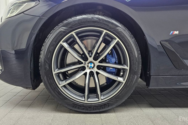 2022 BMW 5 серии с пробегом 55 290 км