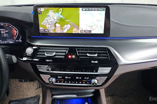 2022 BMW 5 серии с пробегом 55 290 км