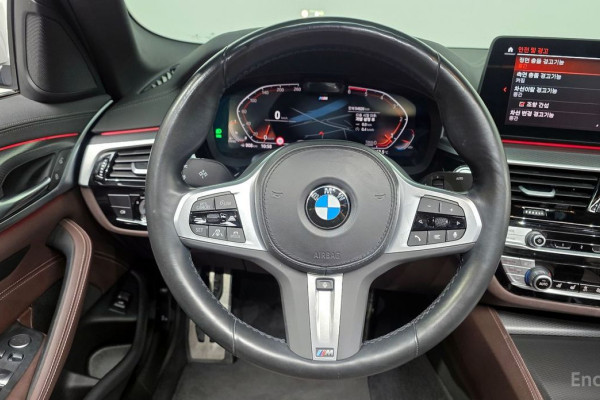 2022 BMW 5 серии с пробегом 54 626 км