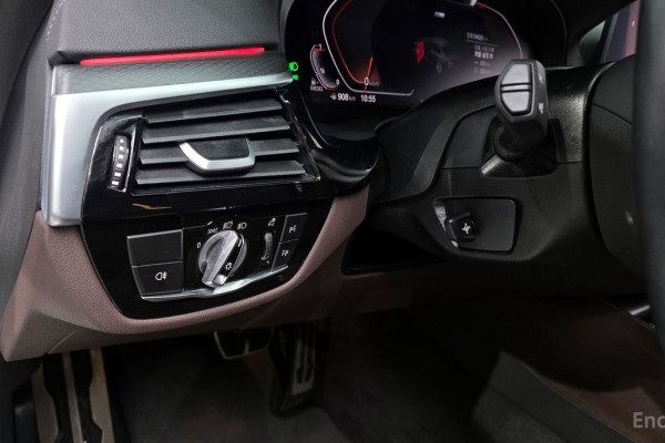 2022 BMW 5 серии с пробегом 54 626 км