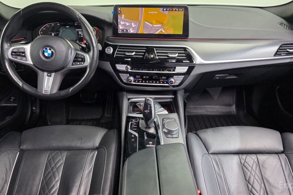 2023 BMW 5 серии с пробегом 26 132 км