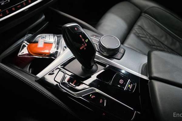 2023 BMW 5 серии с пробегом 26 132 км