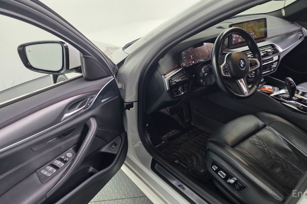2023 BMW 5 серии с пробегом 26 132 км