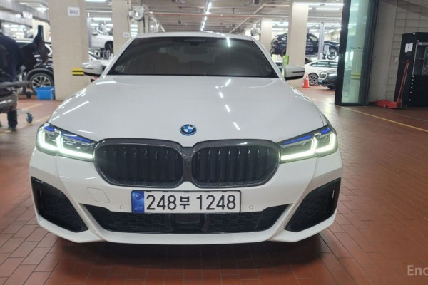 2023 BMW 5 серии с пробегом 53 338 км