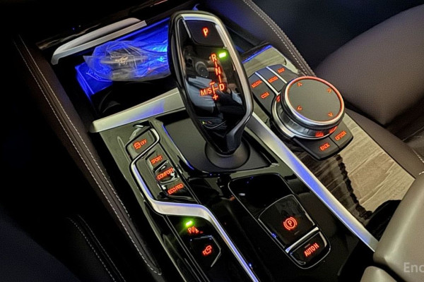 2023 BMW 5 серии с пробегом 41 676 км