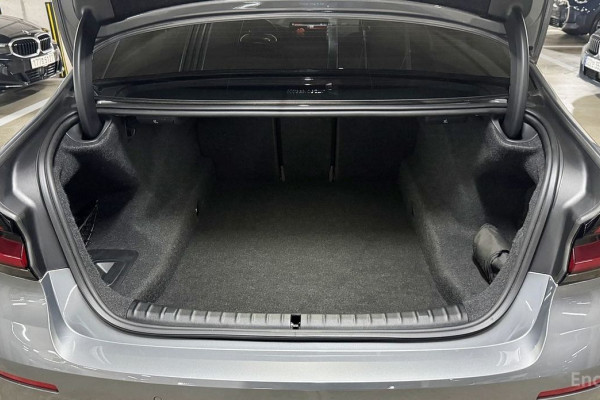 2023 BMW 5 серии с пробегом 41 676 км