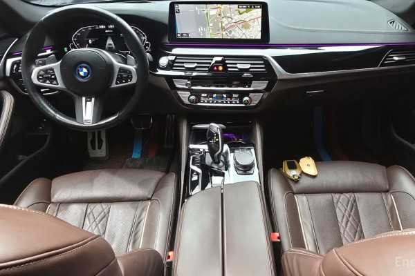 2022 BMW 5 серии с пробегом 59 063 км