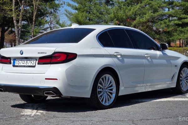 2023 BMW 5 серии с пробегом 26 064 км