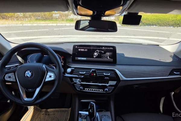 2023 BMW 5 серии с пробегом 26 064 км