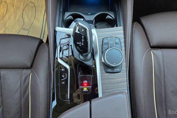 2023 BMW 5 серии с пробегом 26 064 км