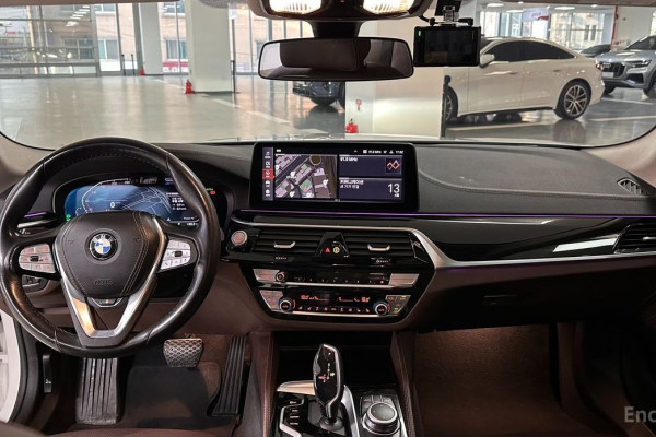 2022 BMW 5 серии с пробегом 89 631 км