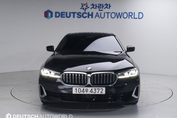 2022 BMW 5 серии с пробегом 66 894 км