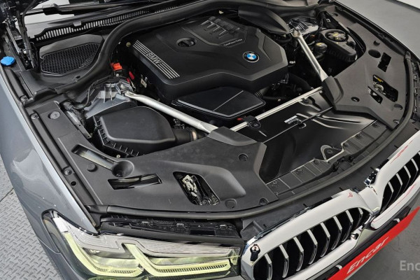 2022 BMW 5 серии с пробегом 53 019 км