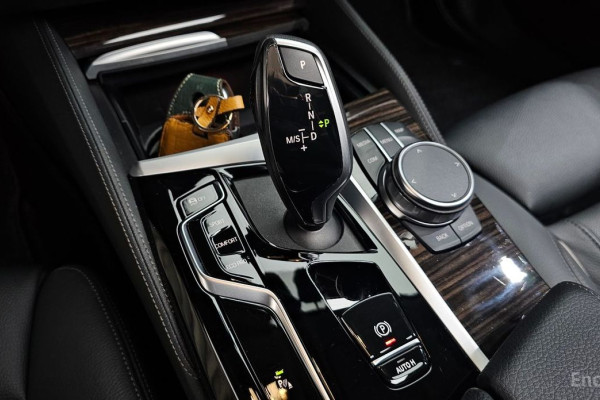 2022 BMW 5 серии с пробегом 53 019 км