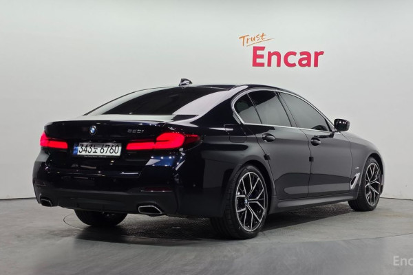 2022 BMW 5 серии с пробегом 37 470 км