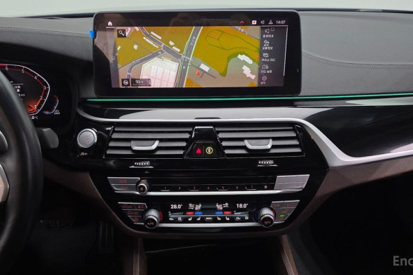 2022 BMW 5 серии с пробегом 37 470 км