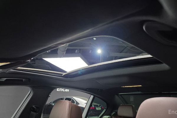 2022 BMW 5 серии с пробегом 37 470 км