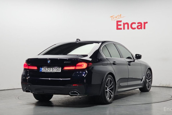2022 BMW 5 серии с пробегом 15 476 км