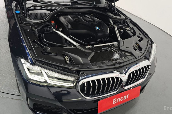 2022 BMW 5 серии с пробегом 15 476 км