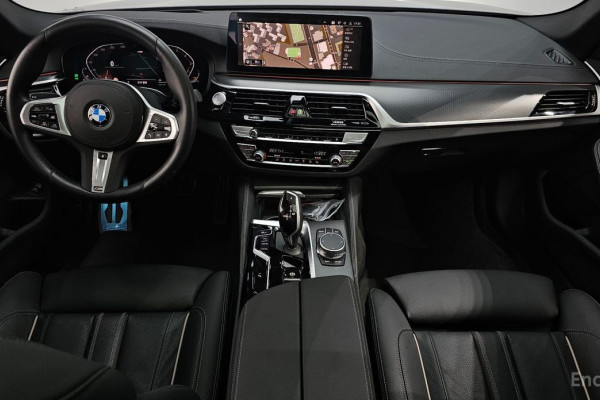 2022 BMW 5 серии с пробегом 15 476 км