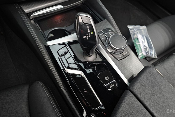 2022 BMW 5 серии с пробегом 15 476 км