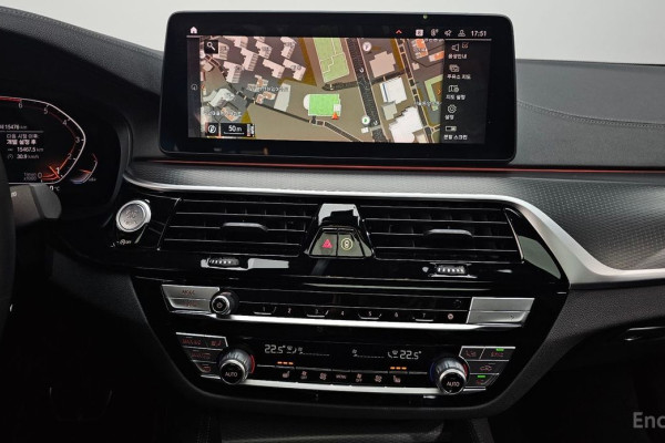 2022 BMW 5 серии с пробегом 15 476 км