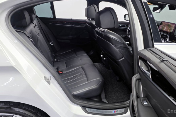 2022 BMW 5 серии с пробегом 73 051 км