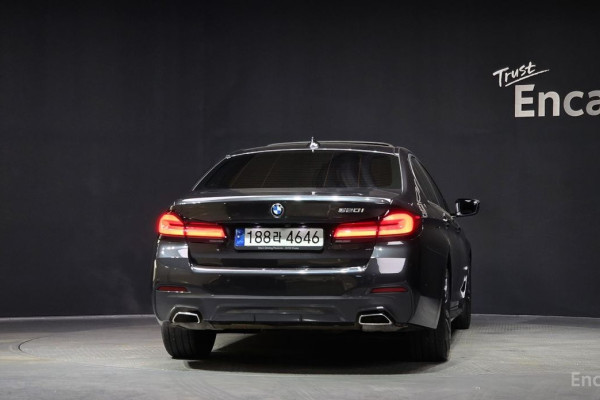2022 BMW 5 серии с пробегом 37 985 км