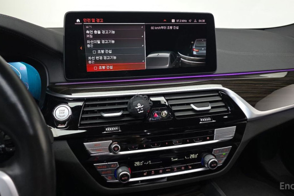 2022 BMW 5 серии с пробегом 42 186 км