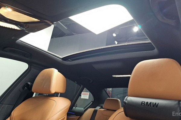 2022 BMW 5 серии с пробегом 31 866 км