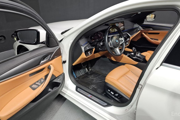 2022 BMW 5 серии с пробегом 87 547 км