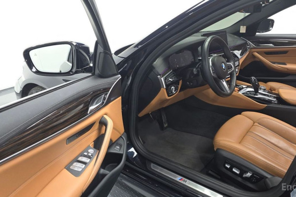 2022 BMW 5 серии с пробегом 60 530 км