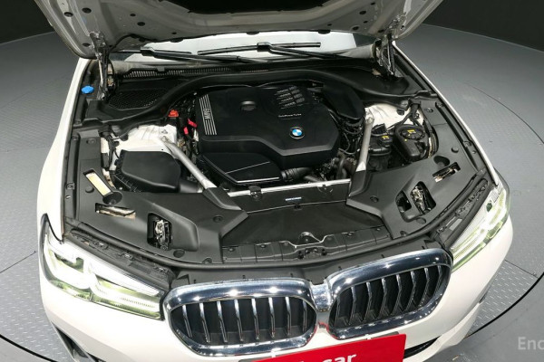 2022 BMW 5 серии с пробегом 59 319 км