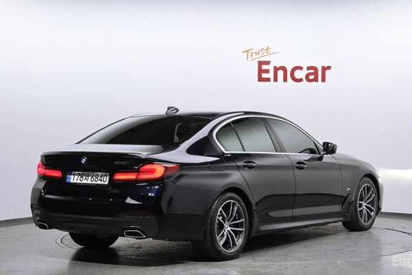 2022 BMW 5 серии с пробегом 43 094 км