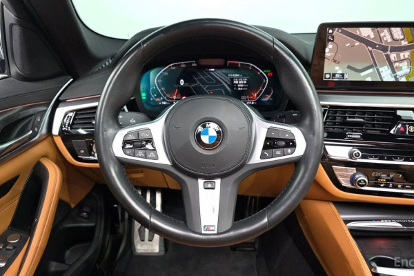 2022 BMW 5 серии с пробегом 43 094 км