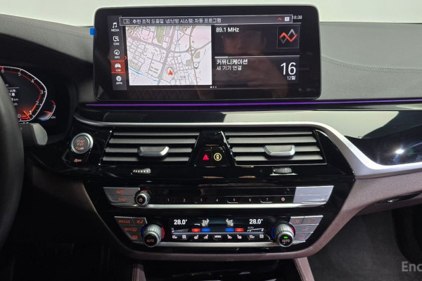 2022 BMW 5 серии с пробегом 33 867 км