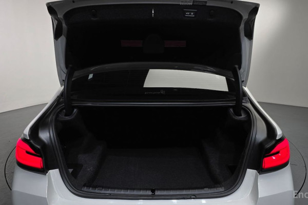 2022 BMW 5 серии с пробегом 33 867 км