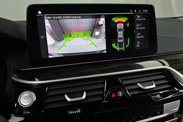 2022 BMW 5 серии с пробегом 28 986 км