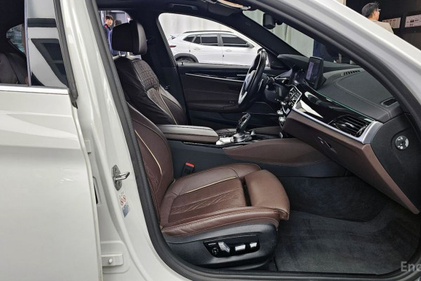 2022 BMW 5 серии с пробегом 82 737 км