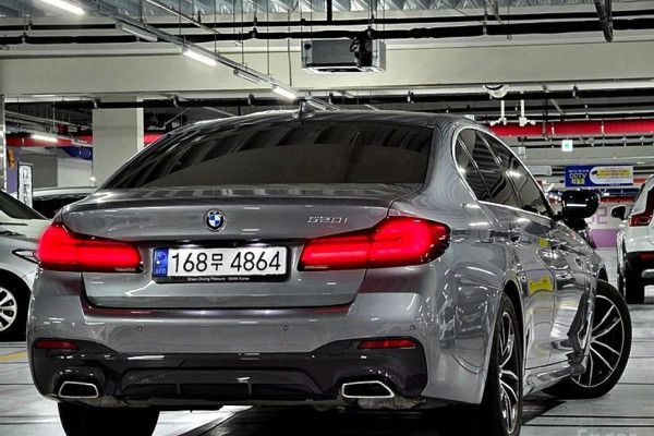 2022 BMW 5 серии с пробегом 38 755 км