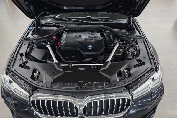 2022 BMW 5 серии с пробегом 107 739 км