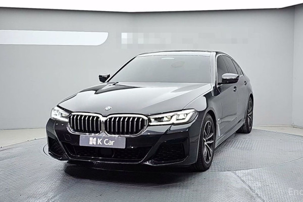 2022 BMW 5 серии с пробегом 51 315 км