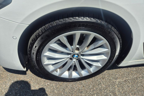 2022 BMW 5 серии с пробегом 53 120 км