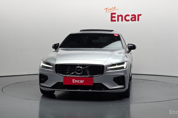 2022 Volvo S60 с пробегом 51 057 км