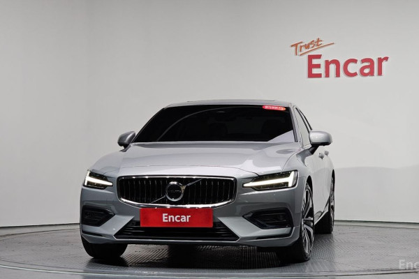 2023 Volvo S60 с пробегом 51 858 км