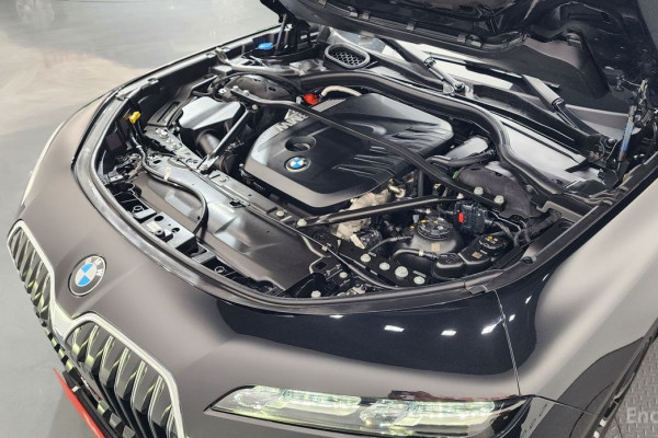 2024 BMW 7 серии с пробегом 15 750 км