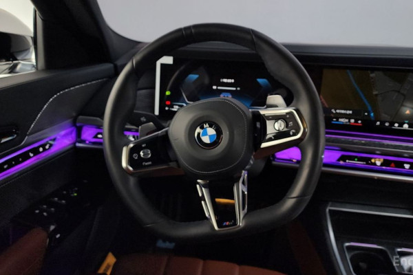 2024 BMW 7 серии с пробегом 15 750 км